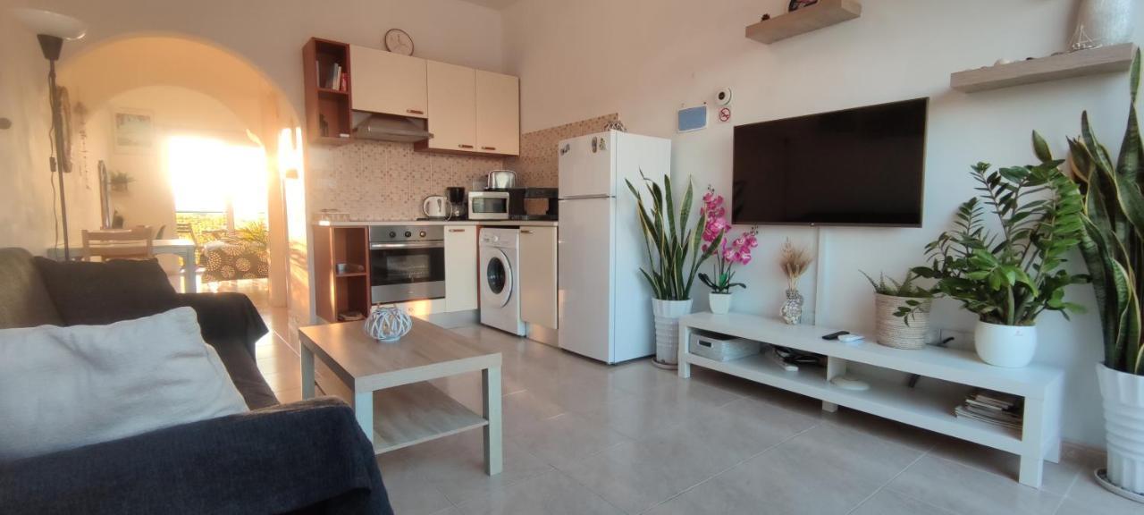 Thalassa Seaside Boutique Beach Apartment Polis Exteriér fotografie