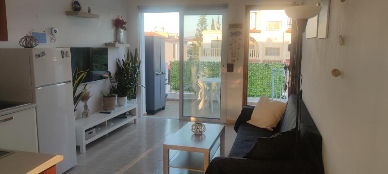 Thalassa Seaside Boutique Beach Apartment Polis Exteriér fotografie