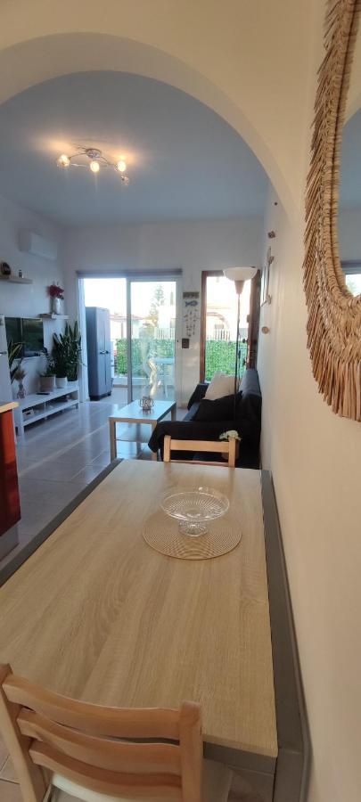 Thalassa Seaside Boutique Beach Apartment Polis Exteriér fotografie